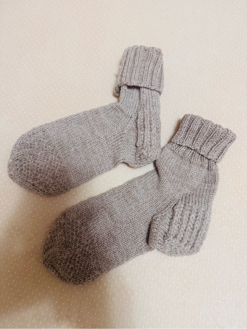 New Hand knitted Classic Unisex Gray Wool Socks - Cozy Fold-Over Cuff